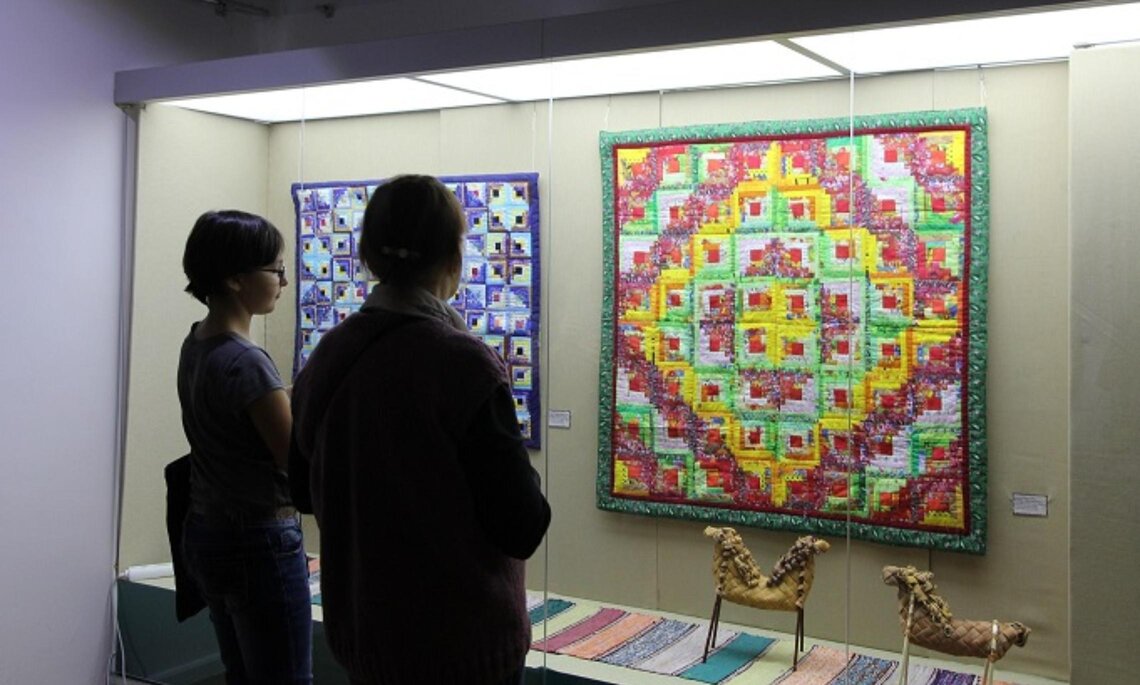 Фестиваль лоскутного шитья «Quilt show on Red Square» - розаветров-воронеж.рф